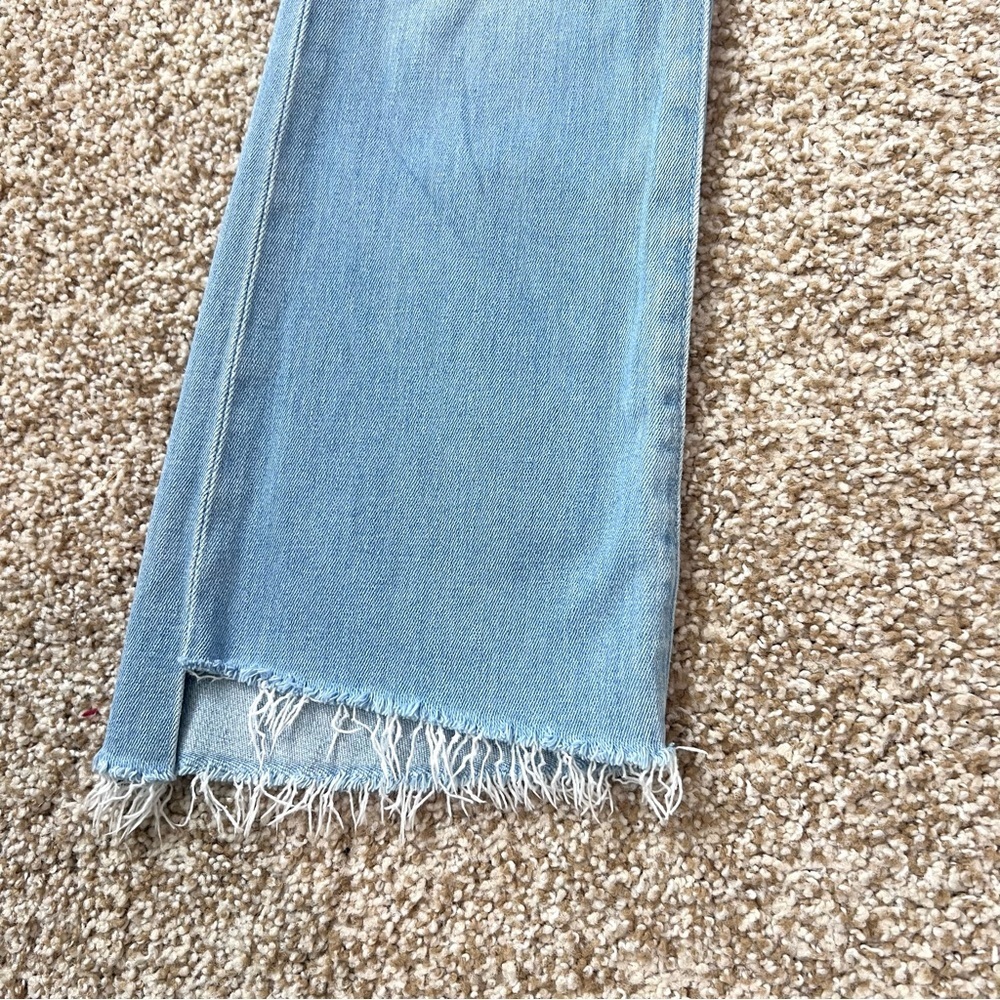Mother The Insider Crop Step Fray in Hold my Hand Light Wash Size 26 - Picture 8 of 16